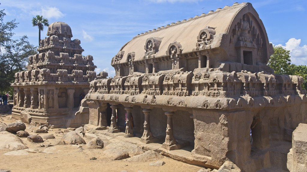 Most amazing places to visit near Mahabalipuram Tamil Nadu